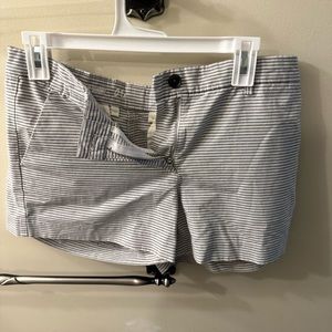 Gap summer shorts